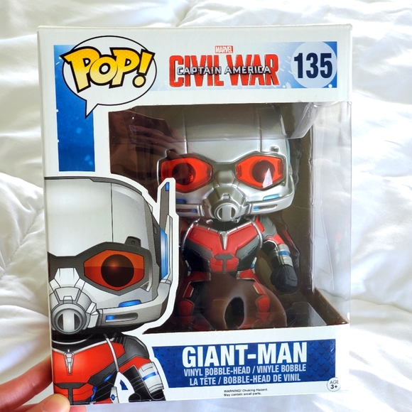 MARVEL Civil War Giant Ant-Man FUNKO POP #135 (Vaulted) - Picture 2 of 5